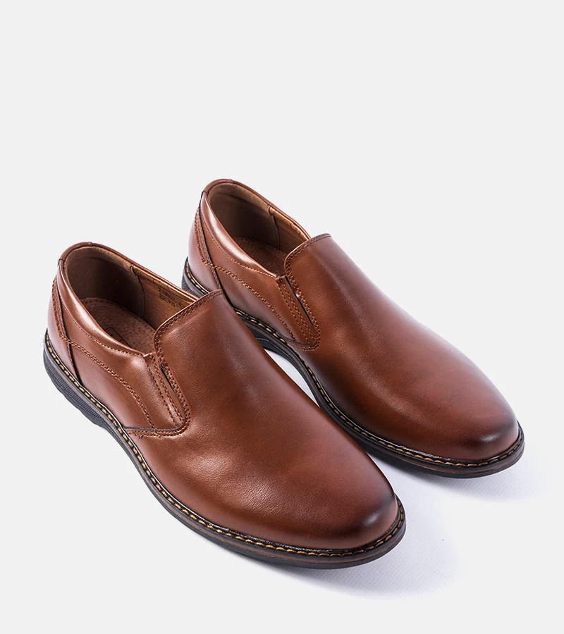 Hnedé pánske slip-on topánky Querry