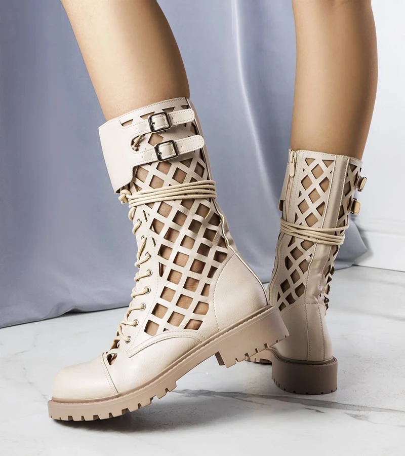 Béžové ažurové čižmy Minks