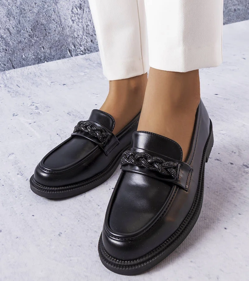 Čierne elegantné mokasíny so zirkónmi Colette