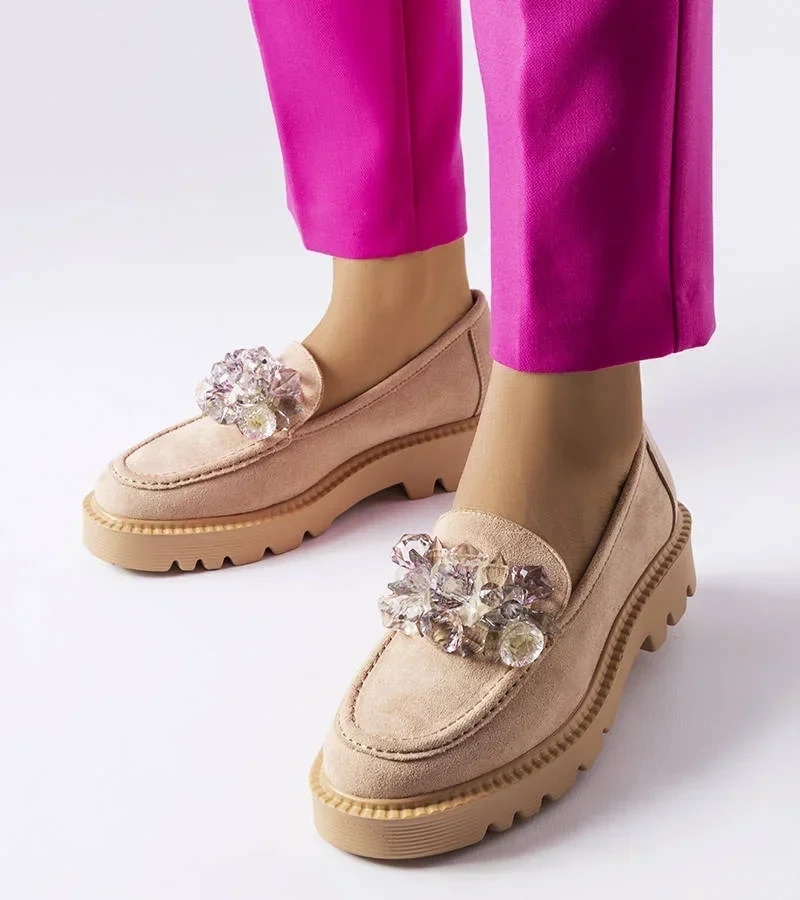 Béžové mokasíny zdobené kryštálmi Vinceza