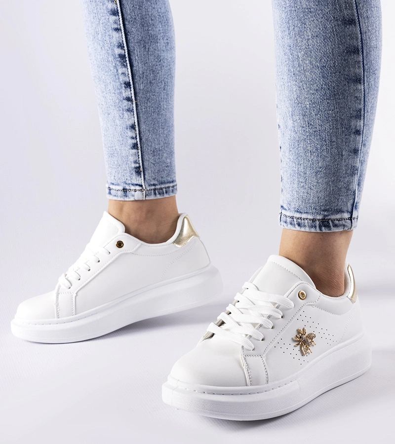 Biela tenisky s aplikáciou zo zirkónov Fairfax