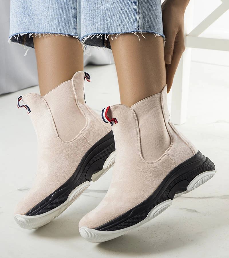 Béžová izolovaná botki Takani