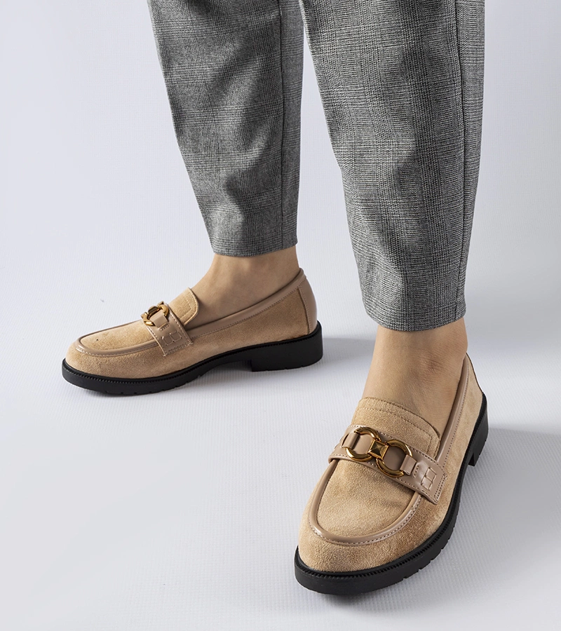 Bežové mokasíny so sponou Seggiano