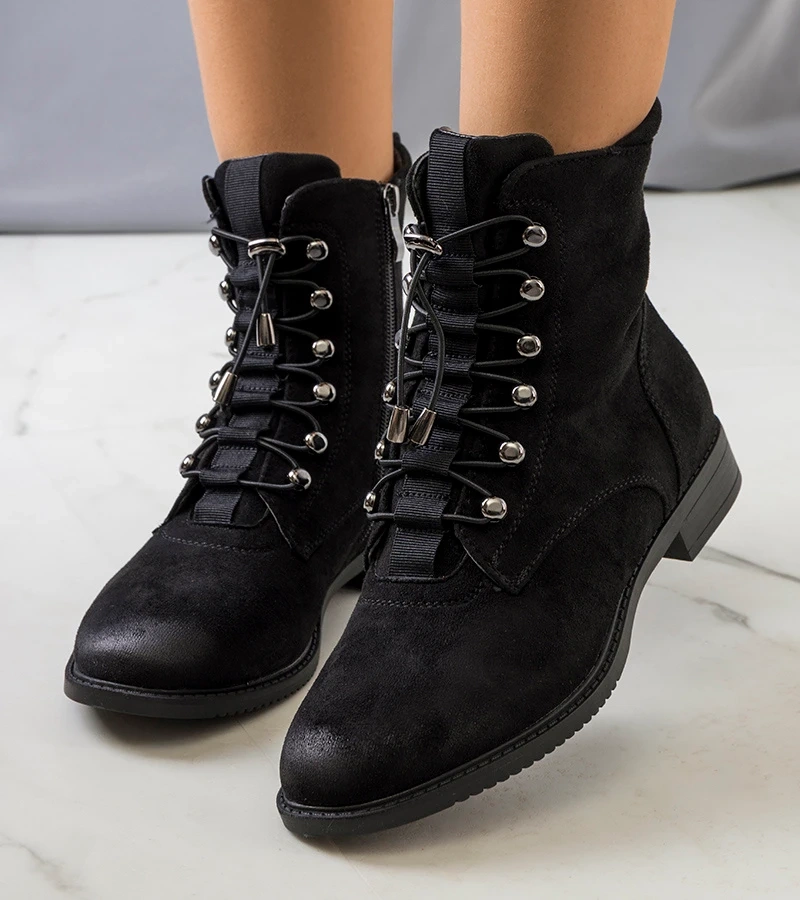 Čierna botki s ozdobnou väzbou Vesale