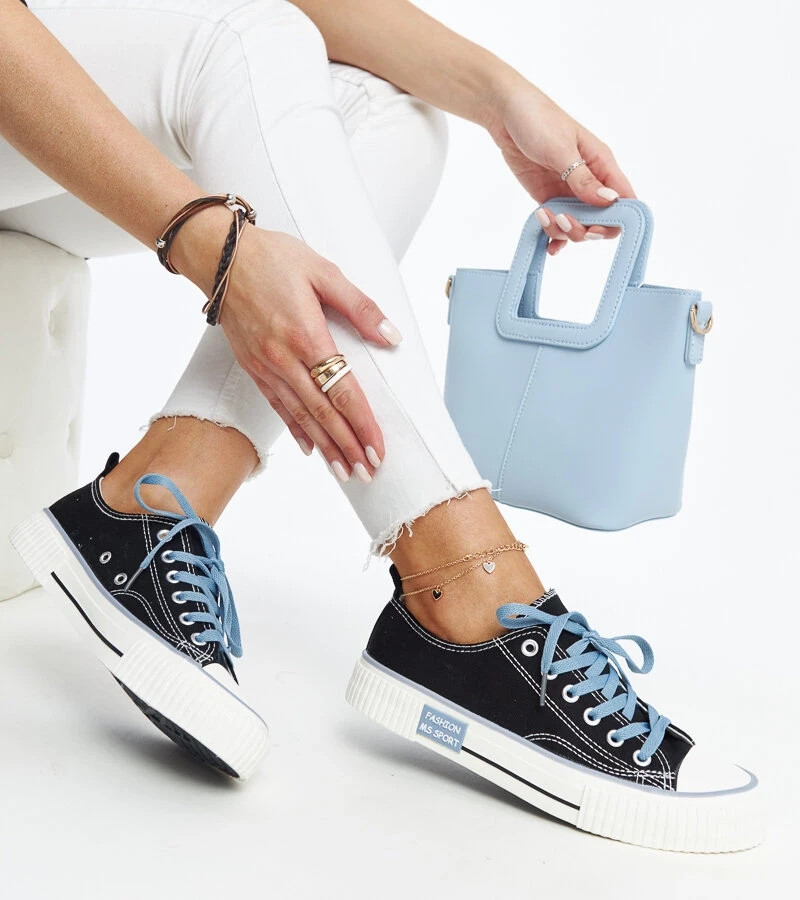 Čierne tenisky s farebnou šnúrkou Jadranka