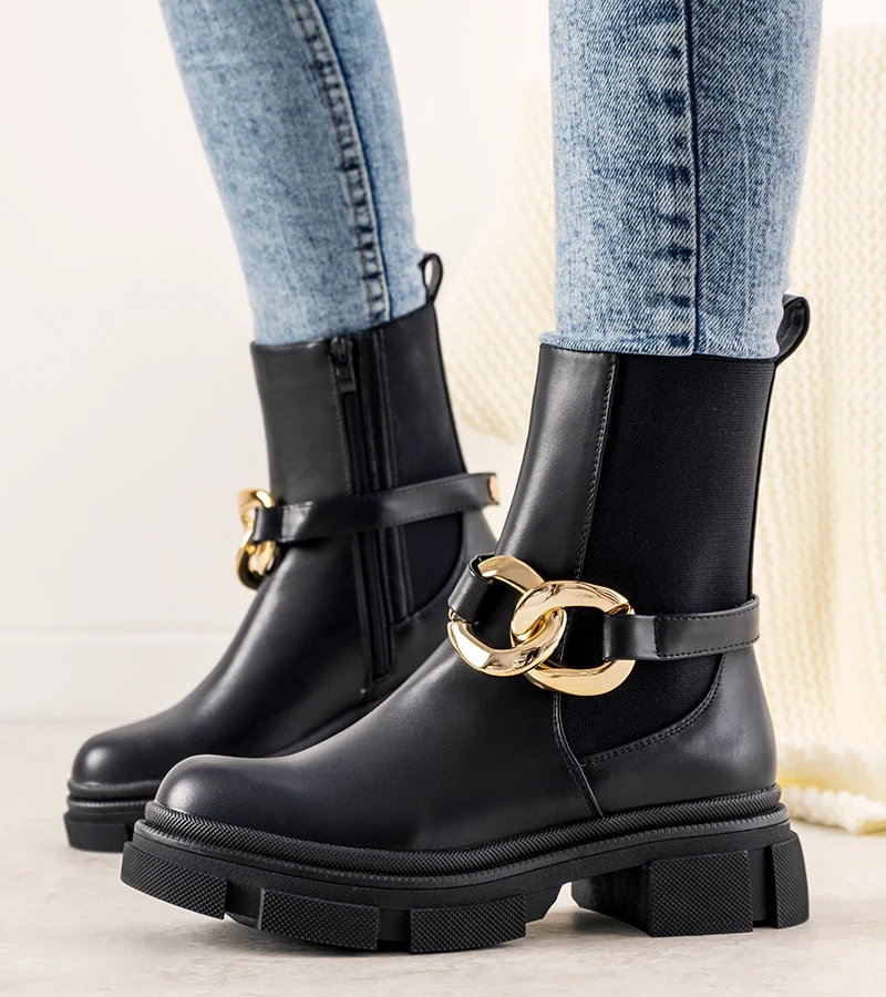 Čierna botki s reťazou Trinity