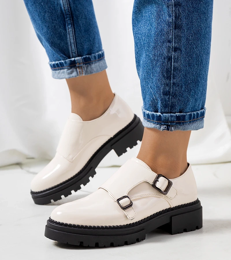 Béžové lakované topánky Valks