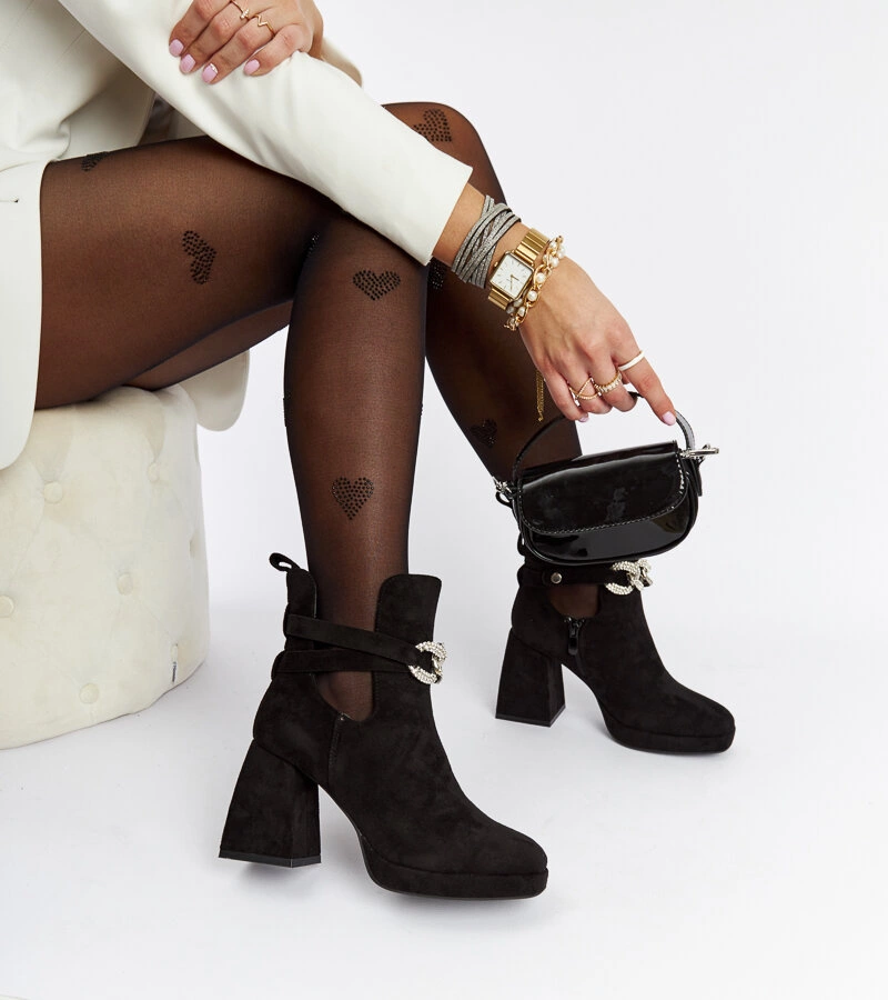 Čierne čižmičky zdobené zirkónmi Elm