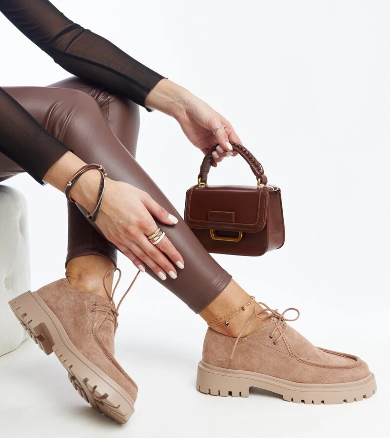 Hnedé semišové klasické poltopánky Keiko