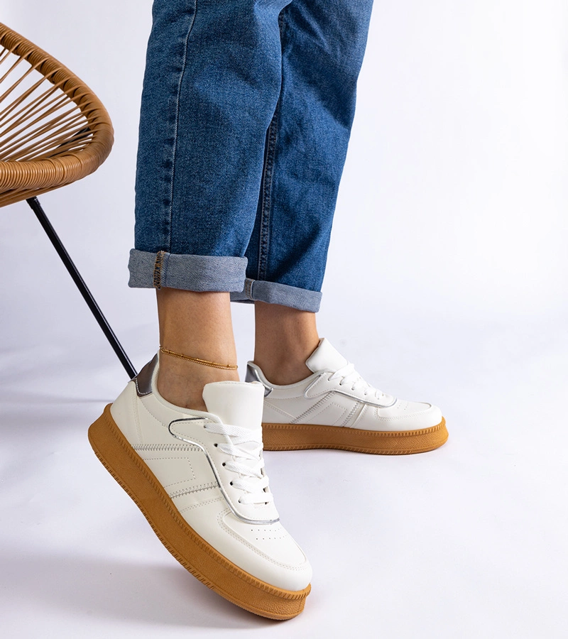 Biele tenisky na platforme Felicita