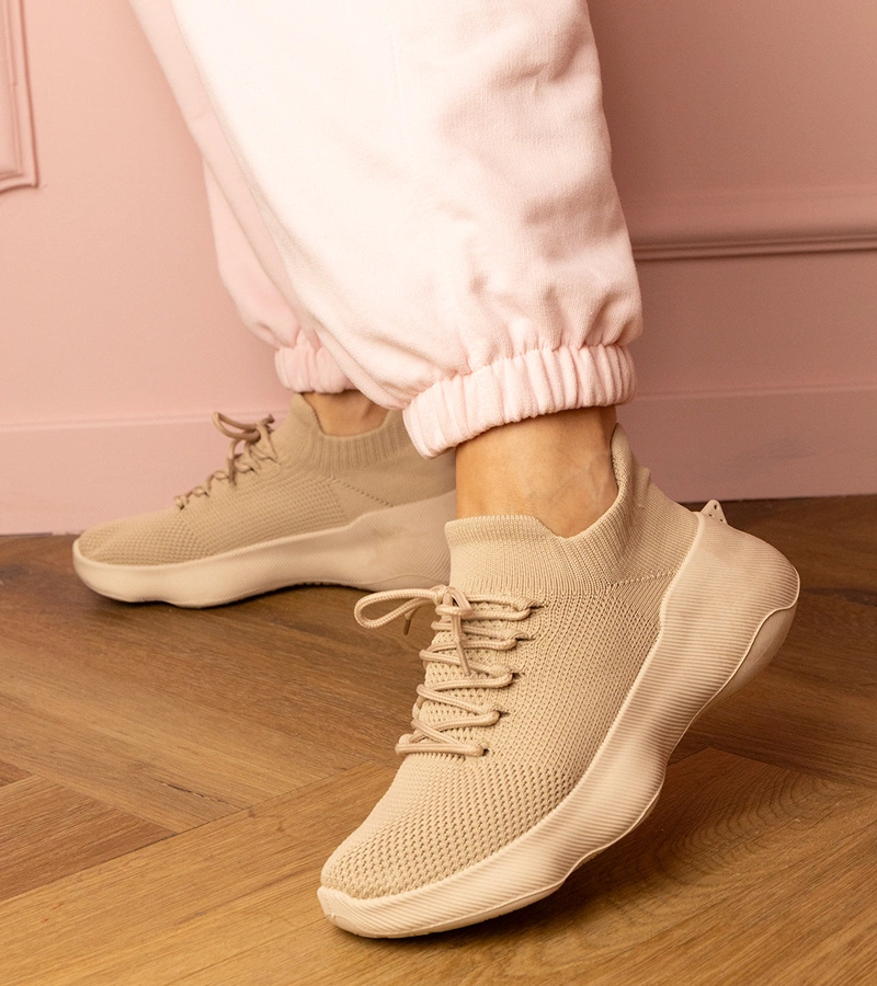 Béžové športové tenisky s ponožkovým zvrškom Zurry