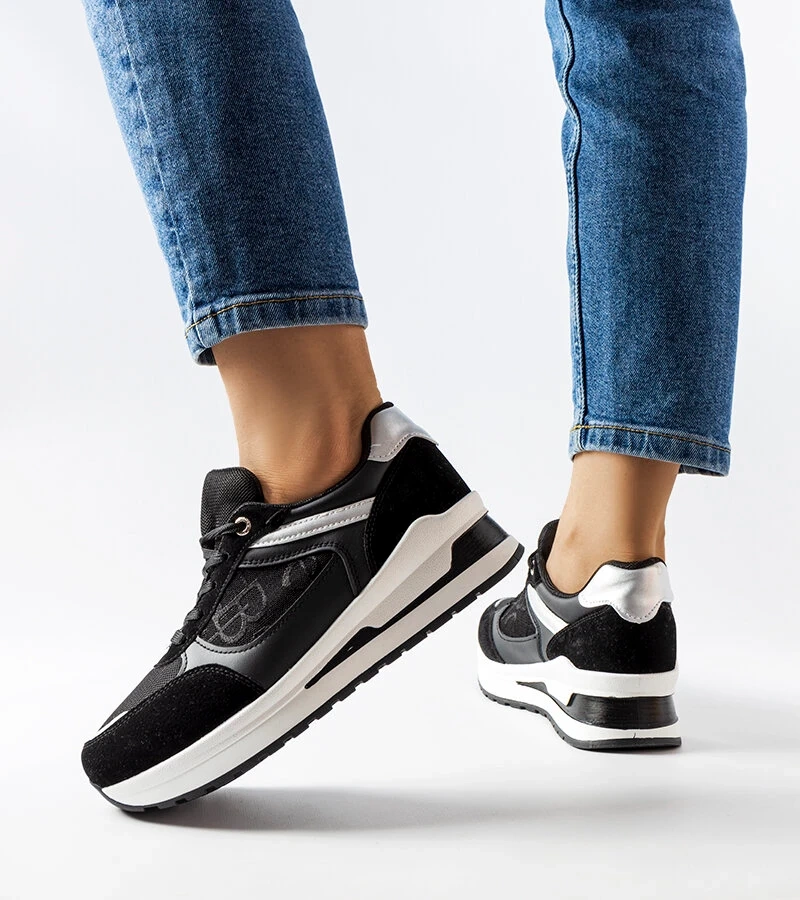 Čierne tenisky s vložkou Genovesee