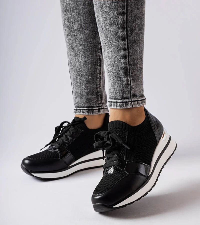 Čierne tenisky s podpätkami Bellante