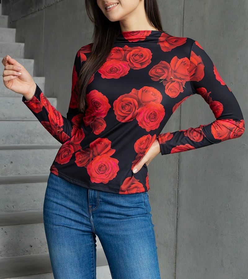 Čierna blúzka zdobená printom Amaya