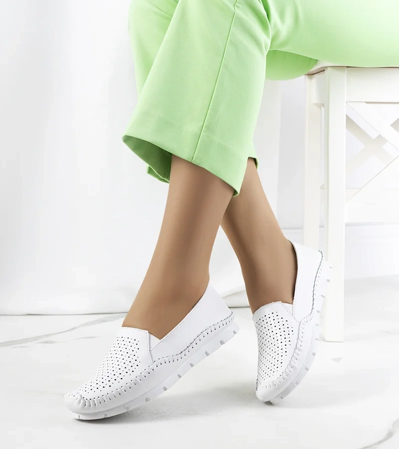 Biele kožené mokasíny Juiz