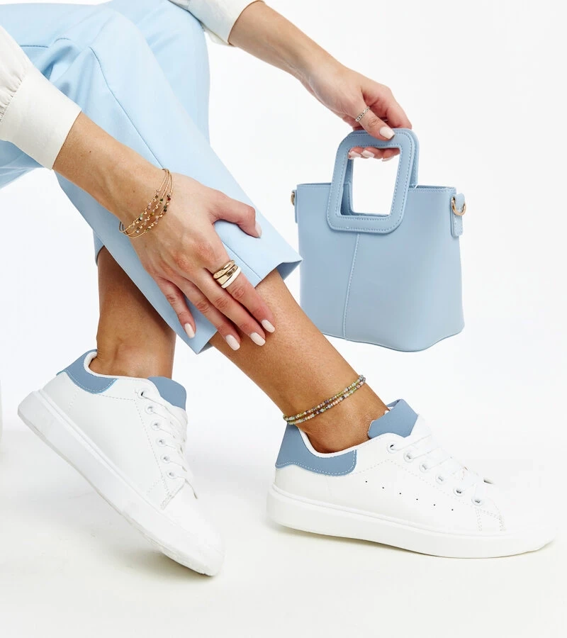 Biela tenisky na platforme Ariam