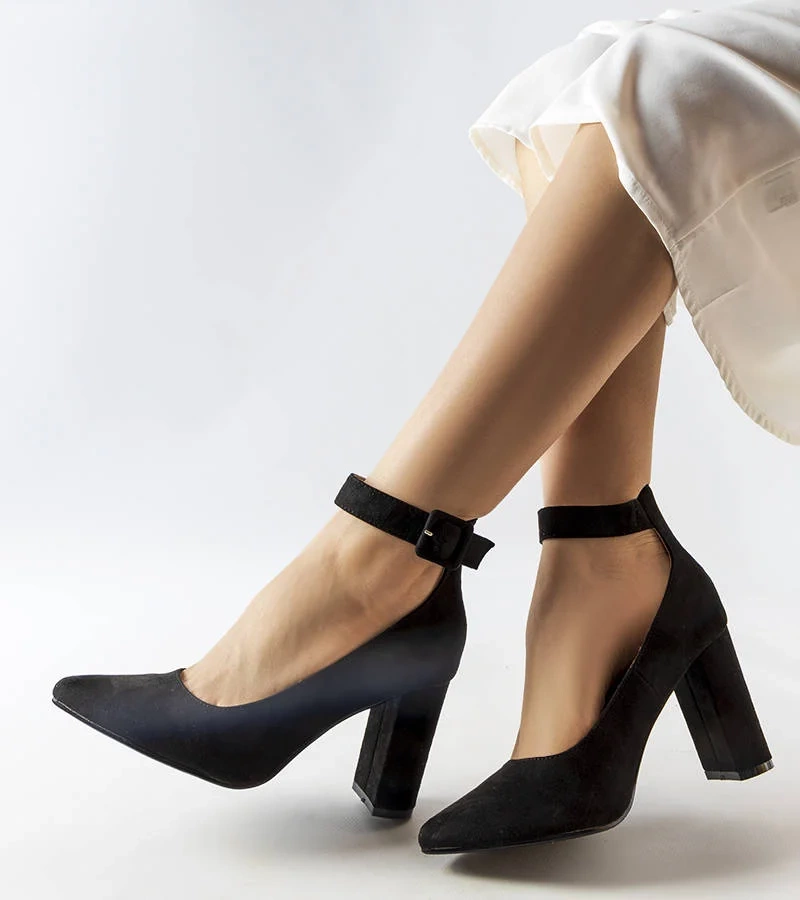 Čierne lodičky na podpätku Achen