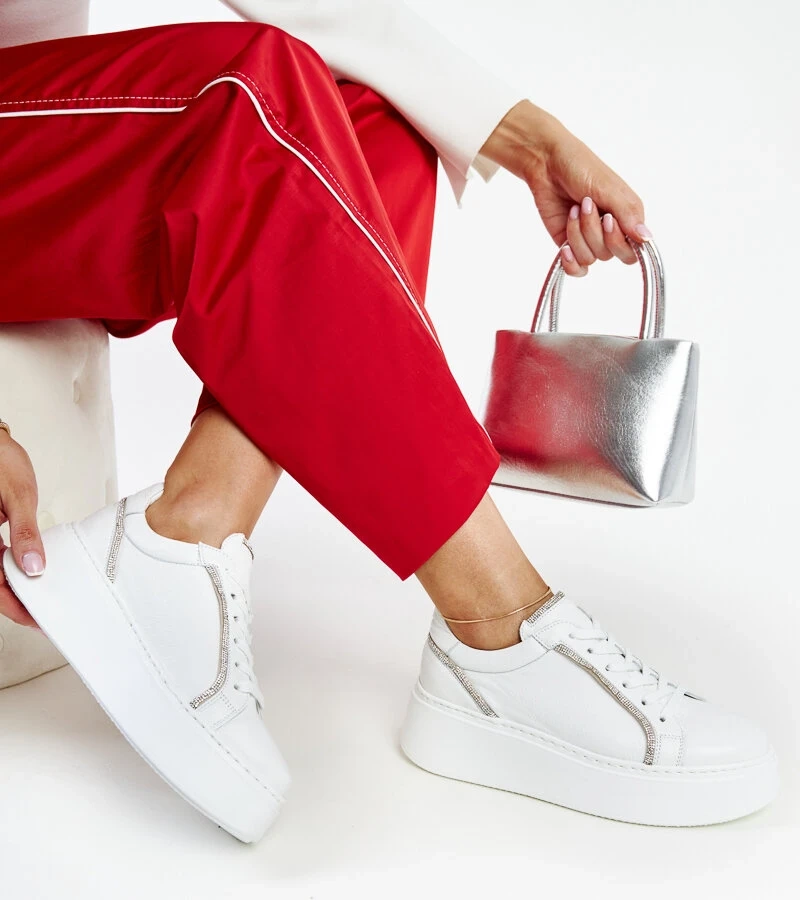 Biela kožená tenisky s kryštálmi Karino