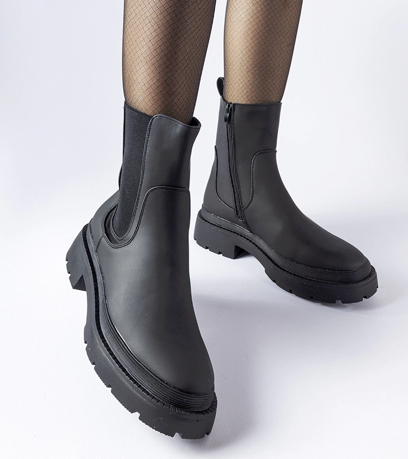 Čierne robustné zateplené čižmy Banaudon