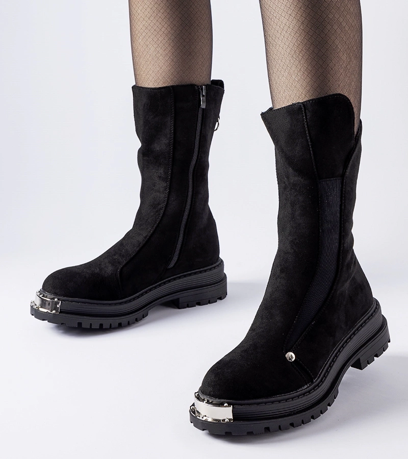 Čierne zateplené čižmy s ozdobnou špičkou Bologna