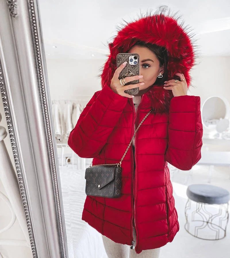 Červená prešívaná bunda značky Koa