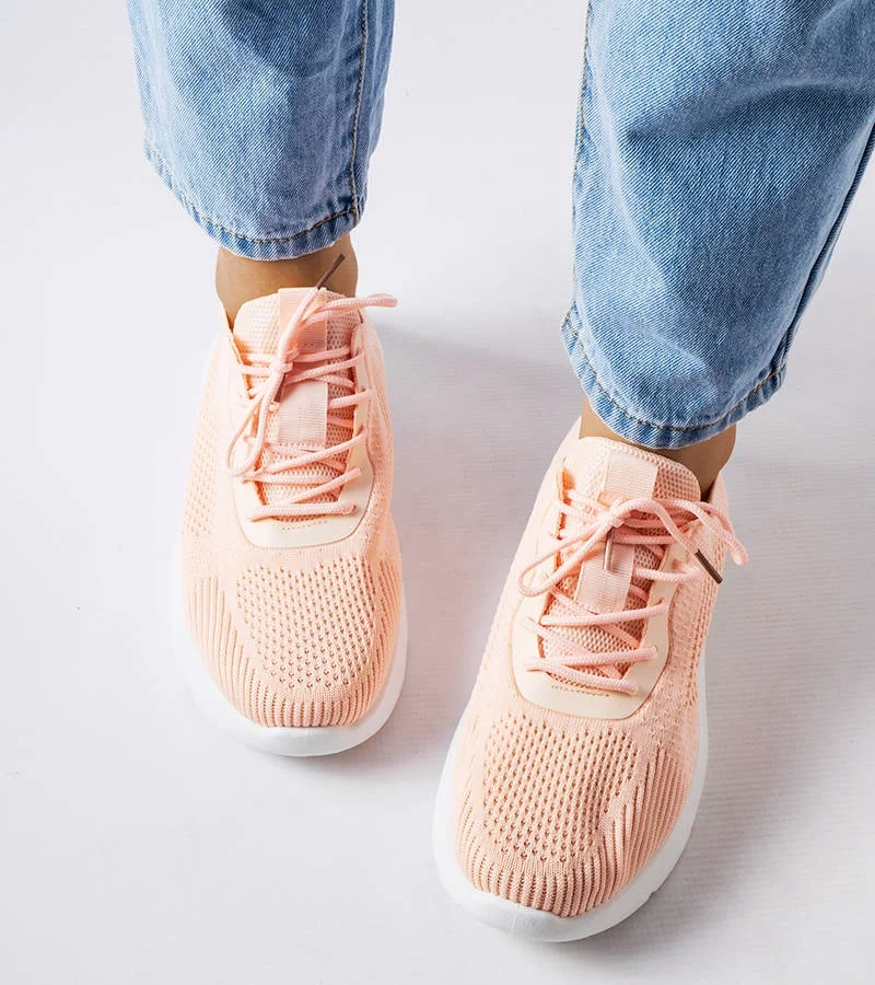 Oranžovo-biele tenisky Nelson.