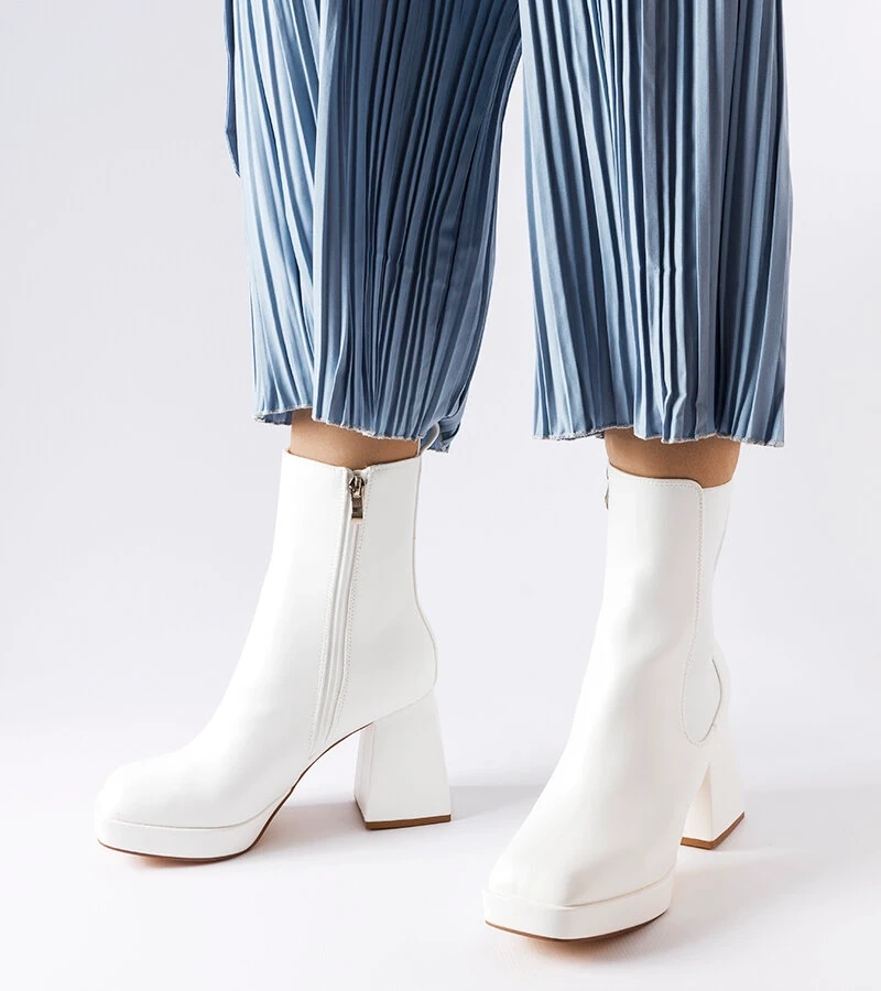 Biele topánky s pevným stĺpikom Watson