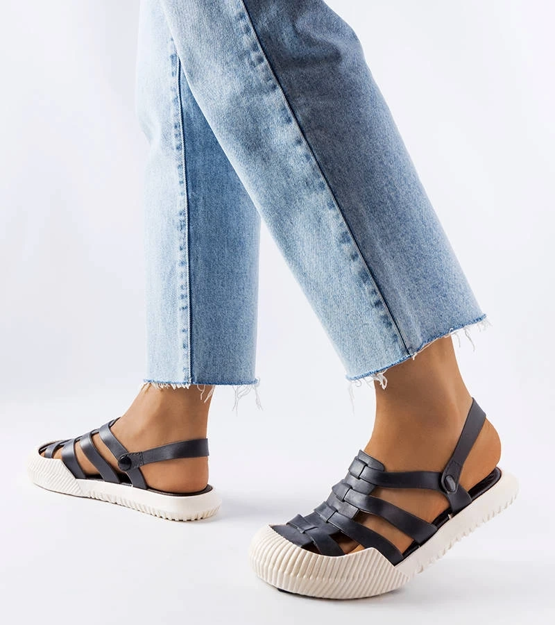 Čierne gumené sandále Canton