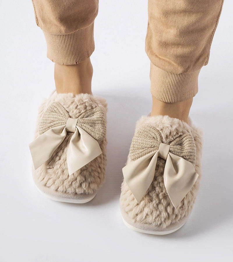 Béžové papuče s elegantnými mašličkami Macaria