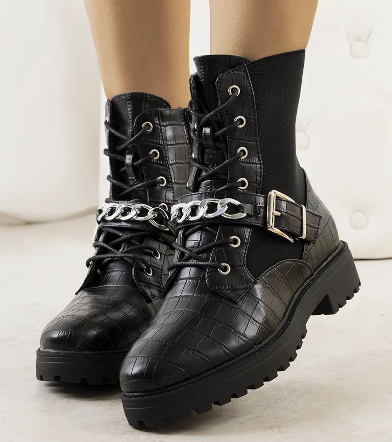 Traperi Black Magana