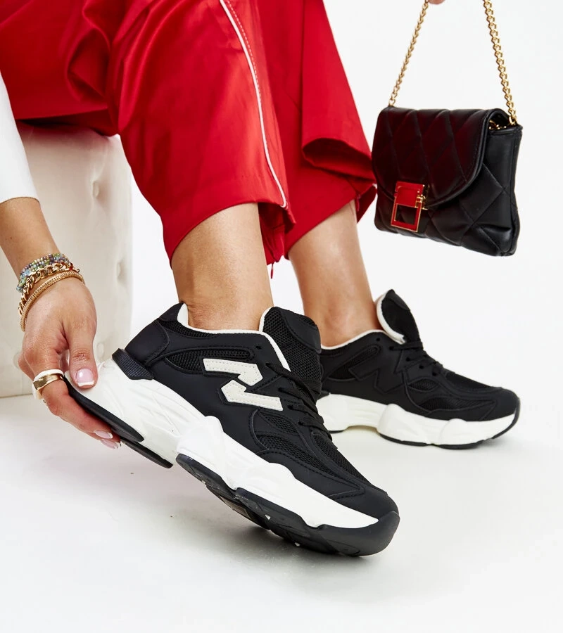 Čierne tenisky na masívnej podrážke Gergely