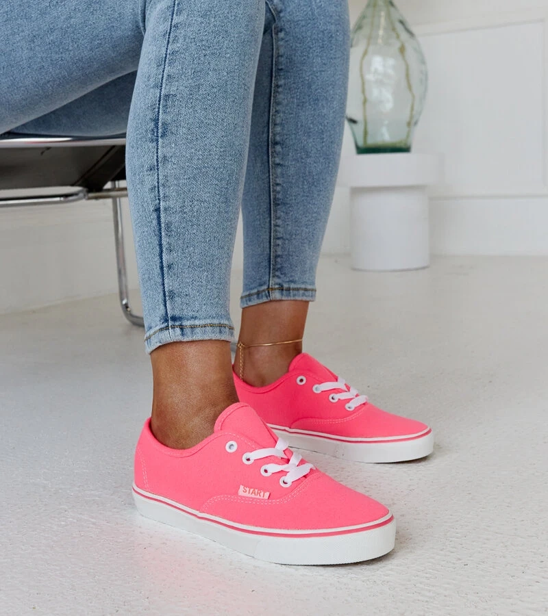 Svetloružové klasické tenisky Erla