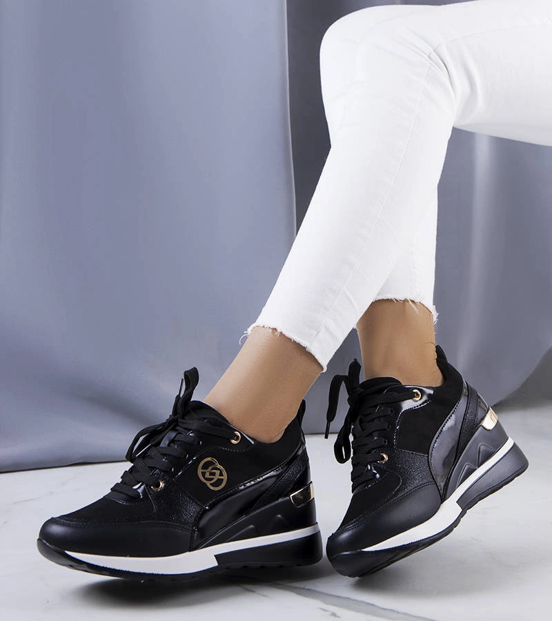 Čierne tenisky Berkley na podpätkoch