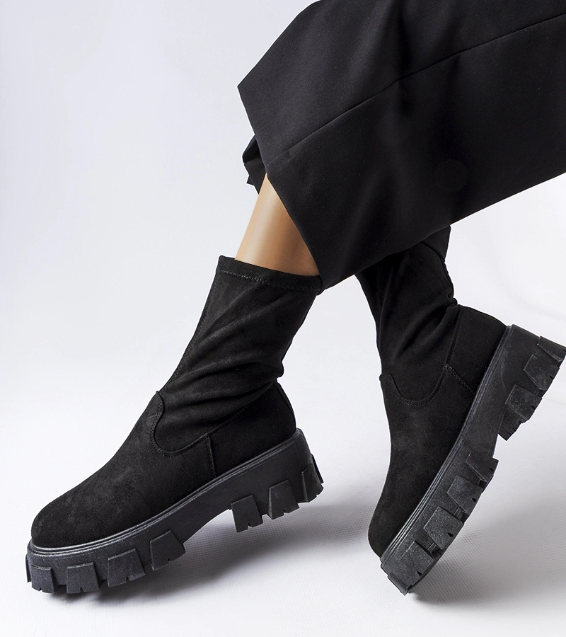 Čierne ponožkové topánky z eko-semišu Pancrazio