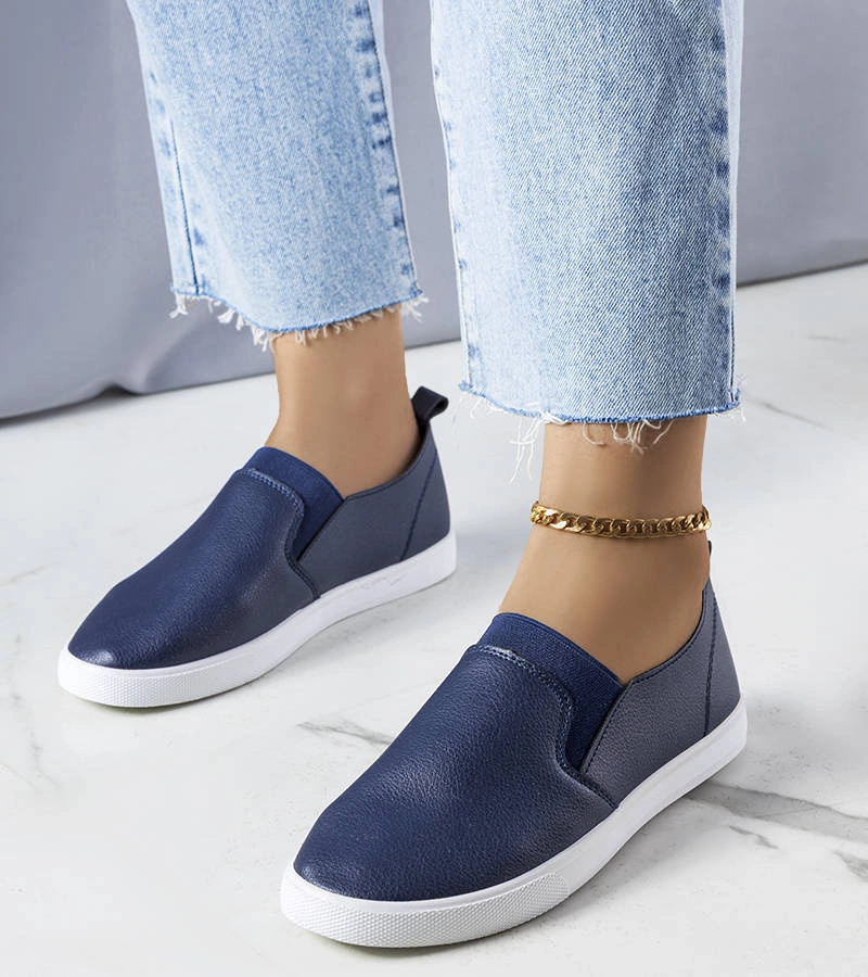 Tmavomodré tenisky z ekokože Leroy