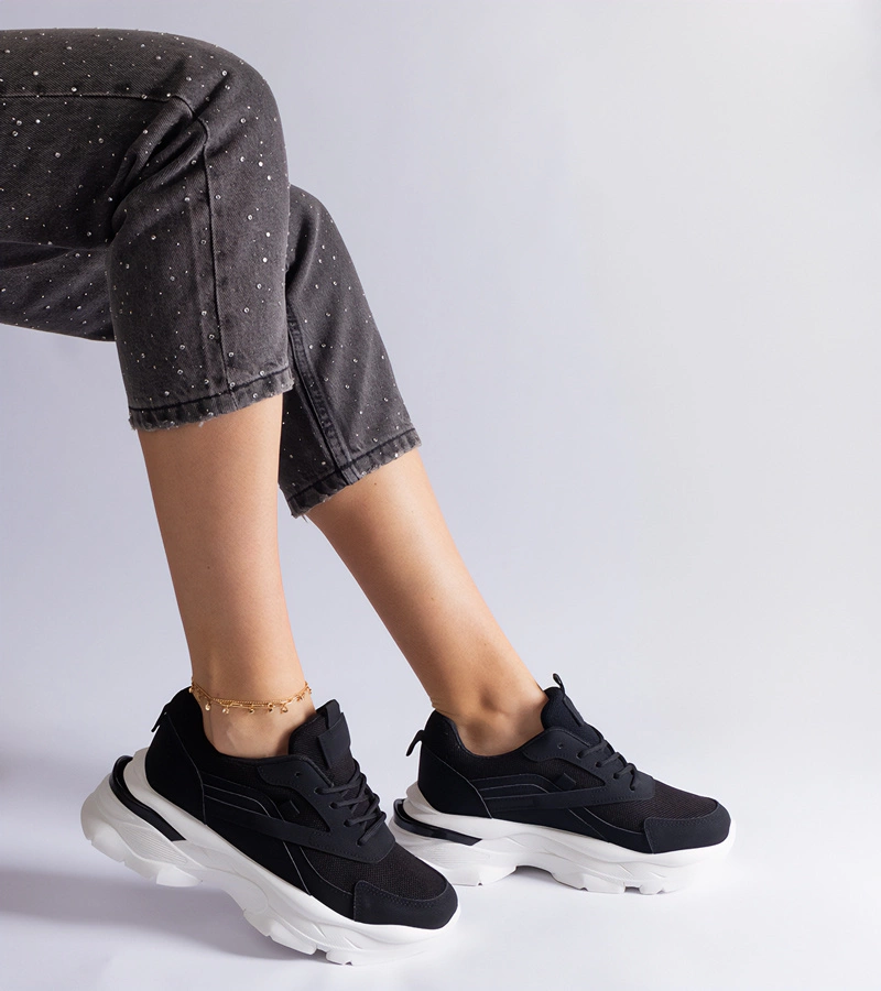 Čierne tenisky na hrubšej podrážke Guerrera