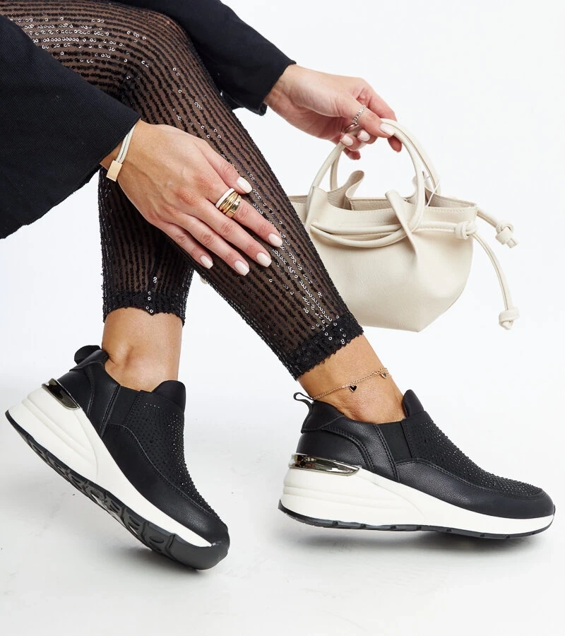 Čierne tenisky na platforme so zirkónmi Ashleey