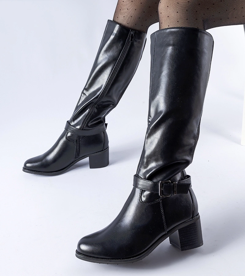 Čierne čižmy s ozdobnou sponou Ernest