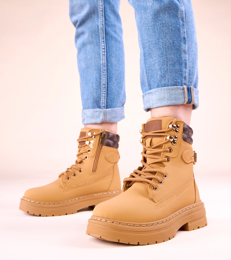 Hnedé zateplené topánky z matnej ekokože Selio