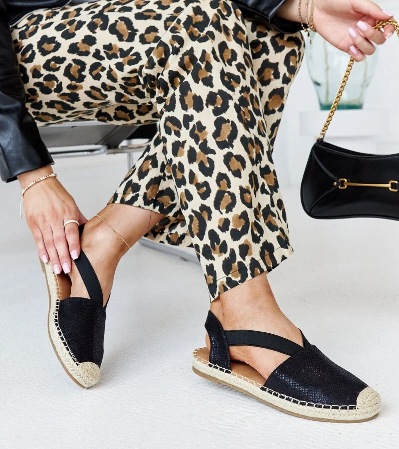 Čierne espadrilky Tharna s otvorenou pätou