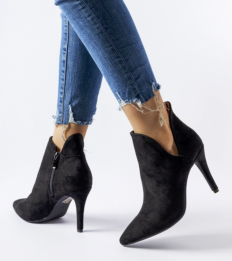 Čierne elegantné topánky na podpätku Ormazd