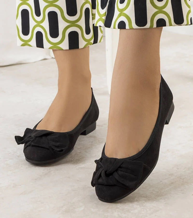 Čierne balerínky s mašľou Jantina