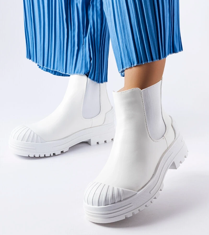 Biele vrecia s gumovými vložkami Lange