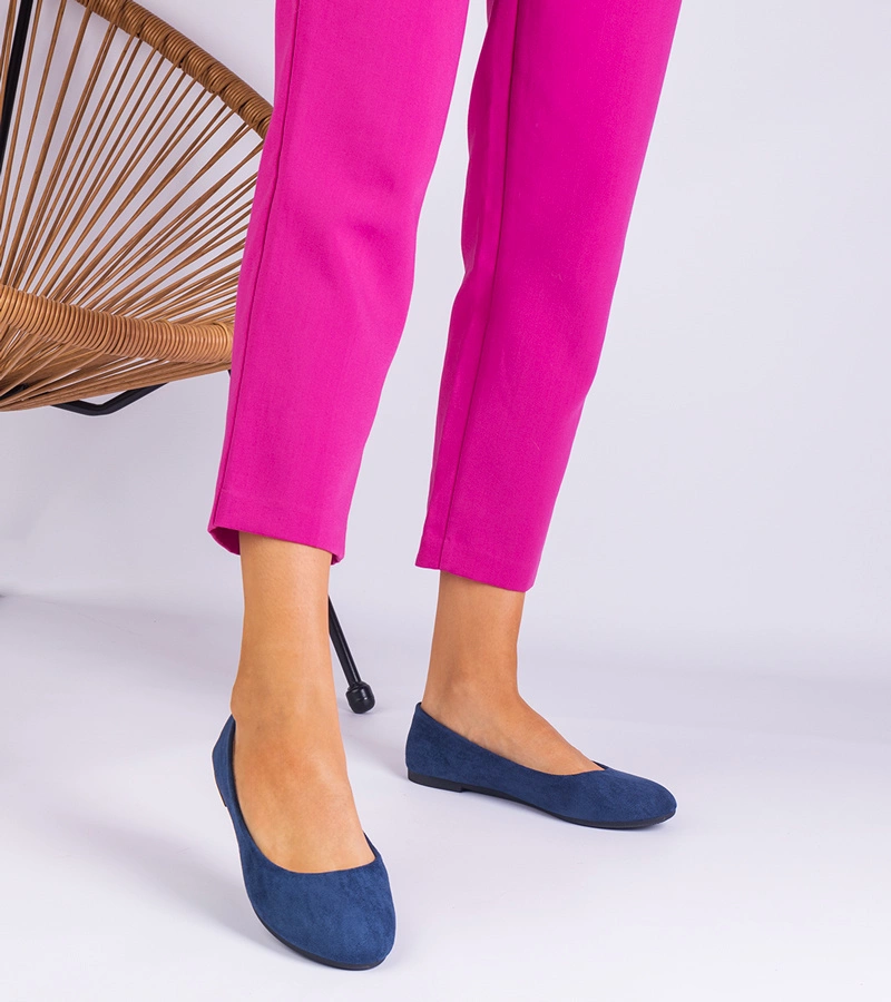 Tmavomodré dámske baleríny s mašľou semišové Ingera