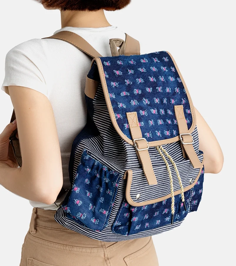 Batoh Esila v námorníckej modrej farbe