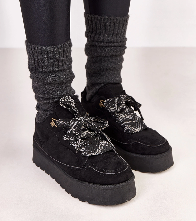 Čierne zateplené tenisky s hrubými šnúrkami Landry