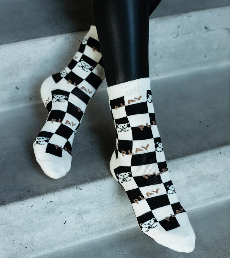 Bielo-čierne teplé ponožky Sella