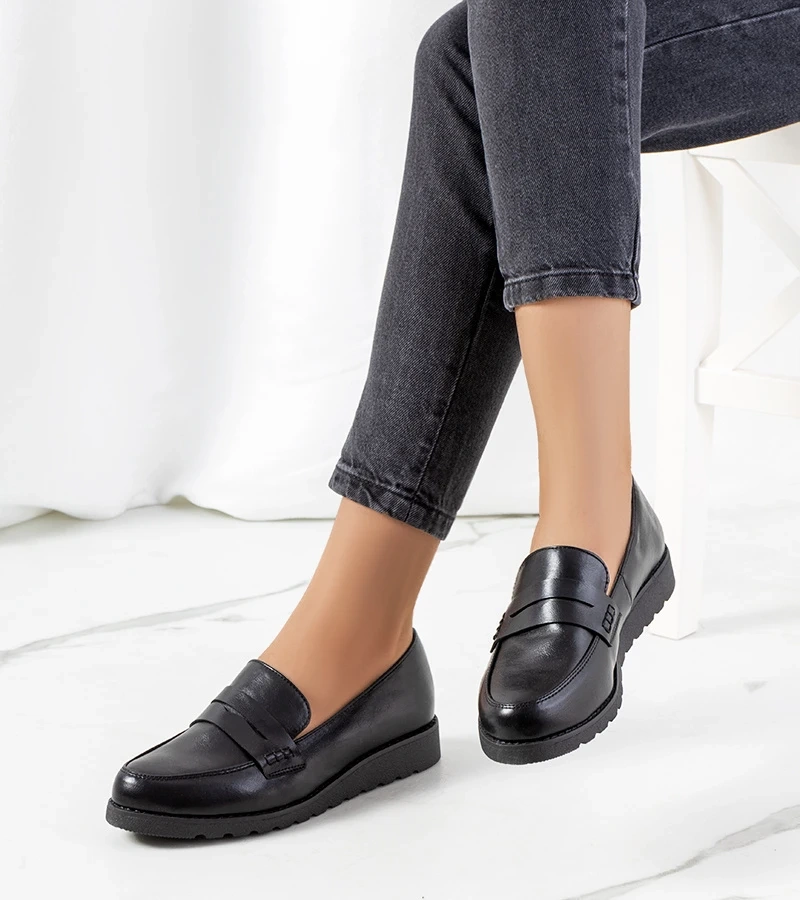 Čierne dámske poltopánky Fagne