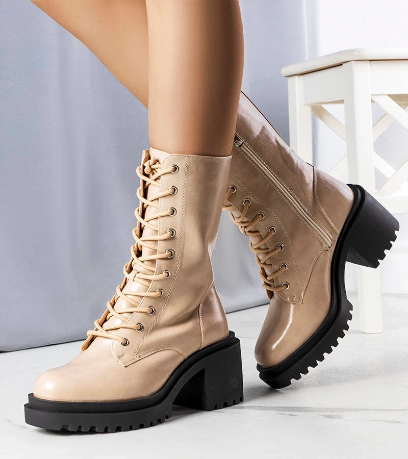 Verno béžové zateplené topánky na podpätku