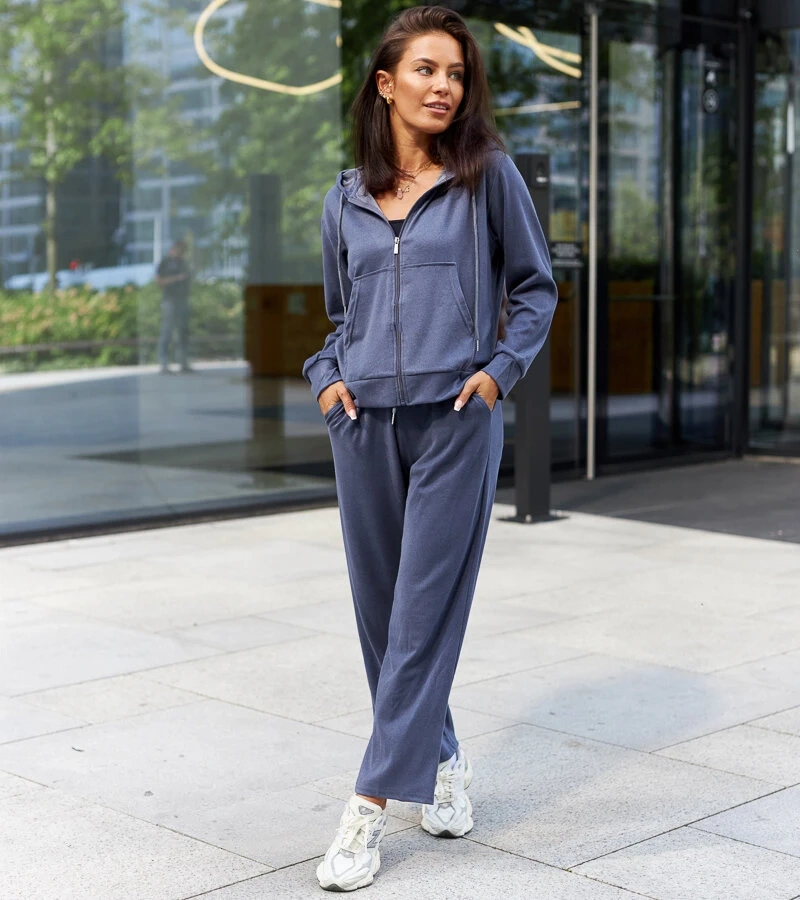 Cossoine modrá voľná tepláková súprava